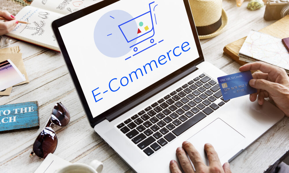 Etsy או Shopify – מה עדיף ב־2025? מדריך מעשי לפתיחת חנות אונליין